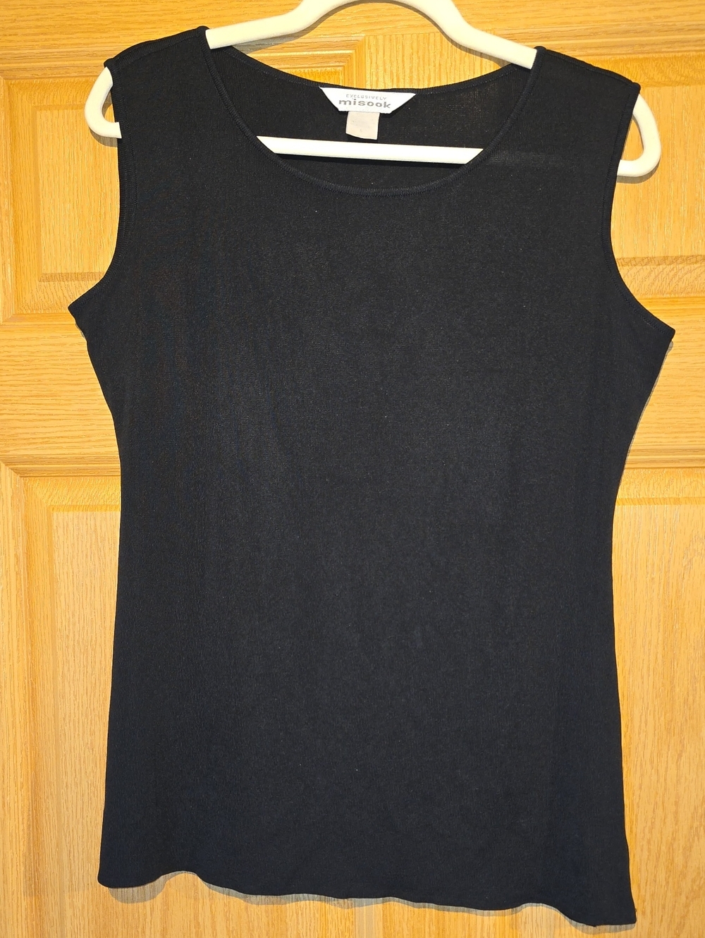 Misook Black Sleeveless Knit Tank